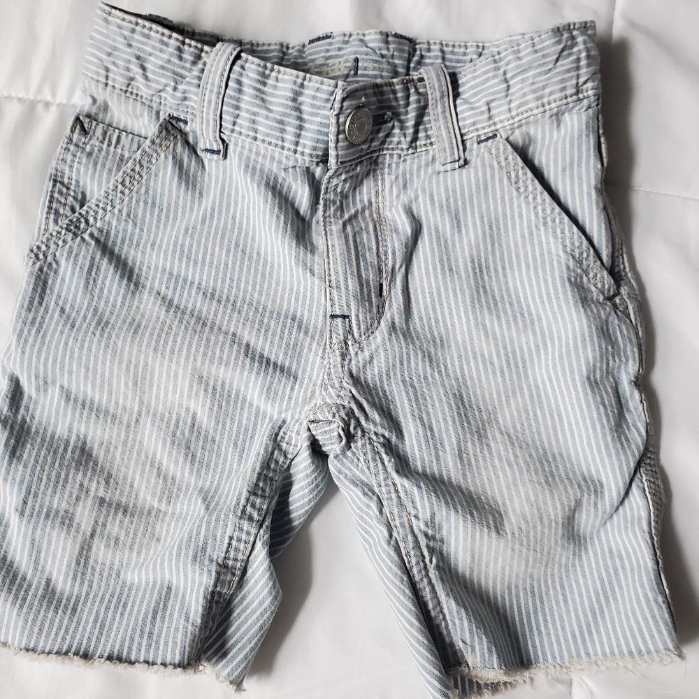Seersucker denim shorts